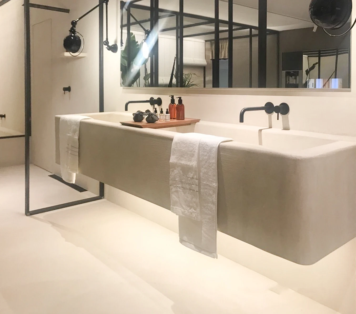 Microcement Basin Stain Resistant