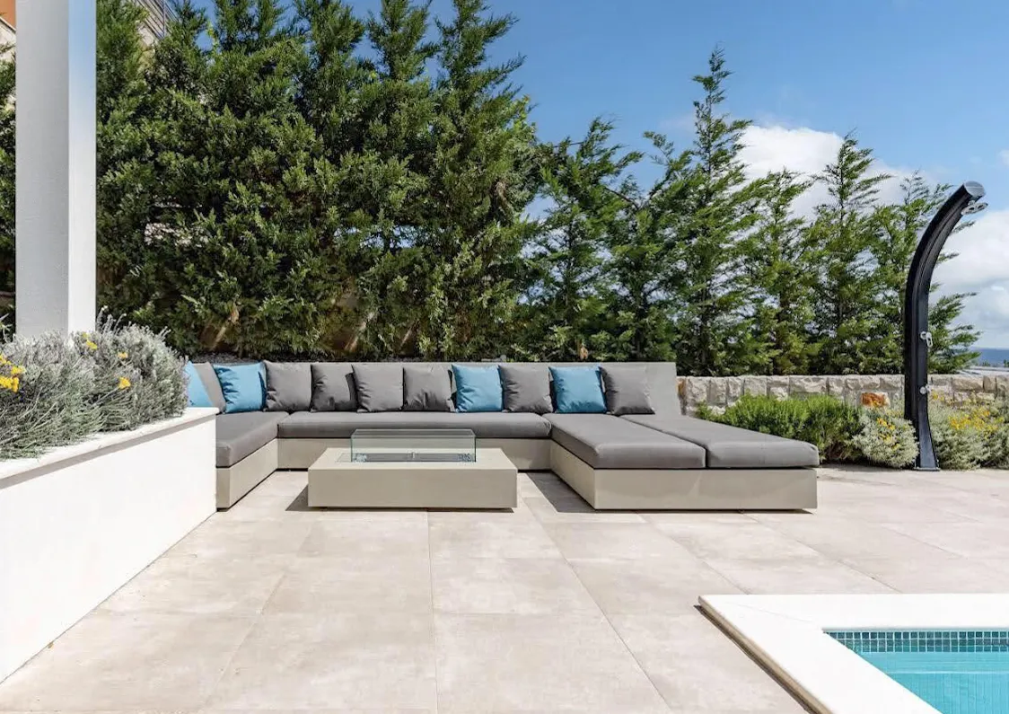 Outdoor Luxury Living Area Microcement 