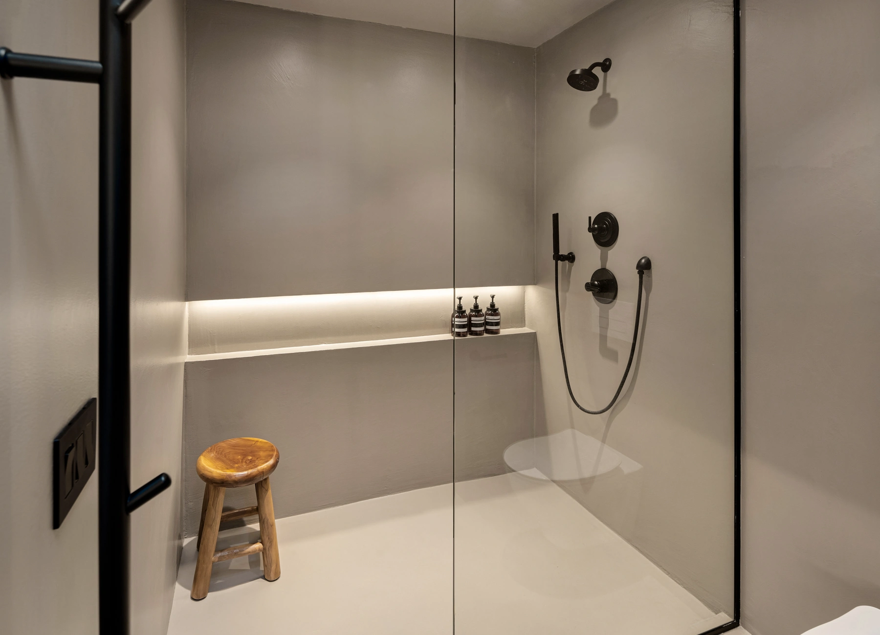 Shower Microcement